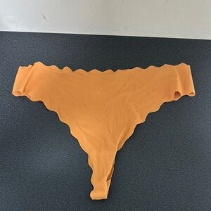 Ladies thong